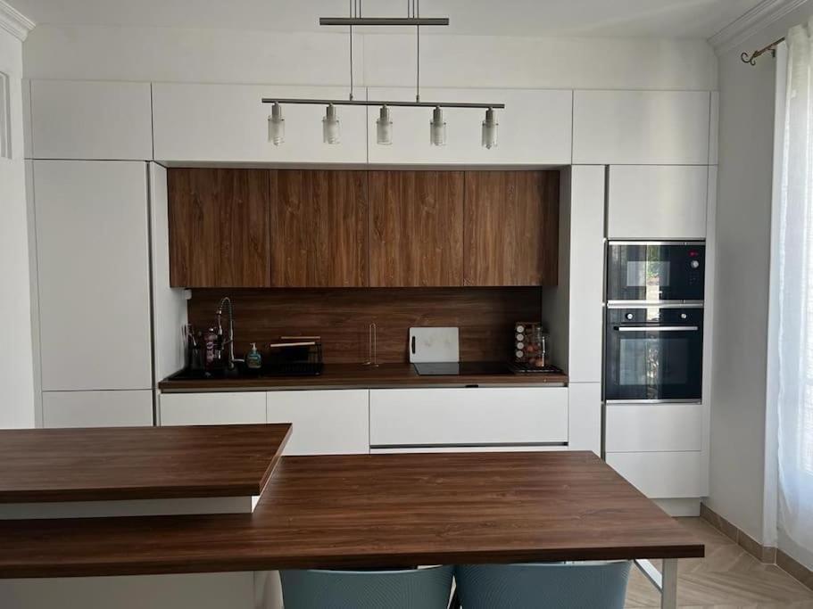 Grande Maison En Bords De Marne - 25 Min De Paris Créteil Eksteriør billede