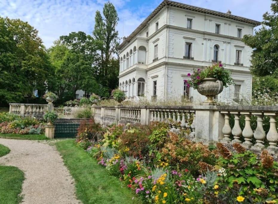 Grande Maison En Bords De Marne - 25 Min De Paris Créteil Eksteriør billede